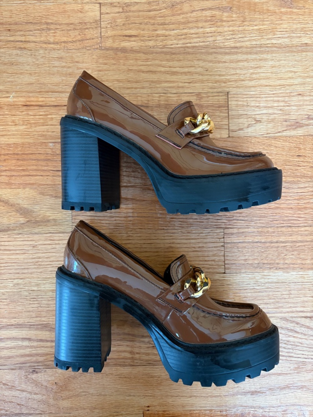 Madden Girl Chunky Heel Loafers in Brown with Gold Chain - Picture 3 of 4